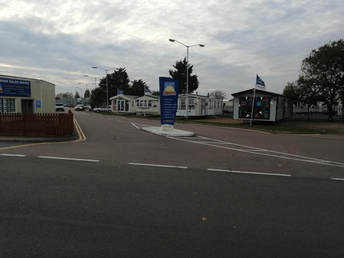 Hotel 617 seawick Jaywick Sands Zewnętrze zdjęcie
