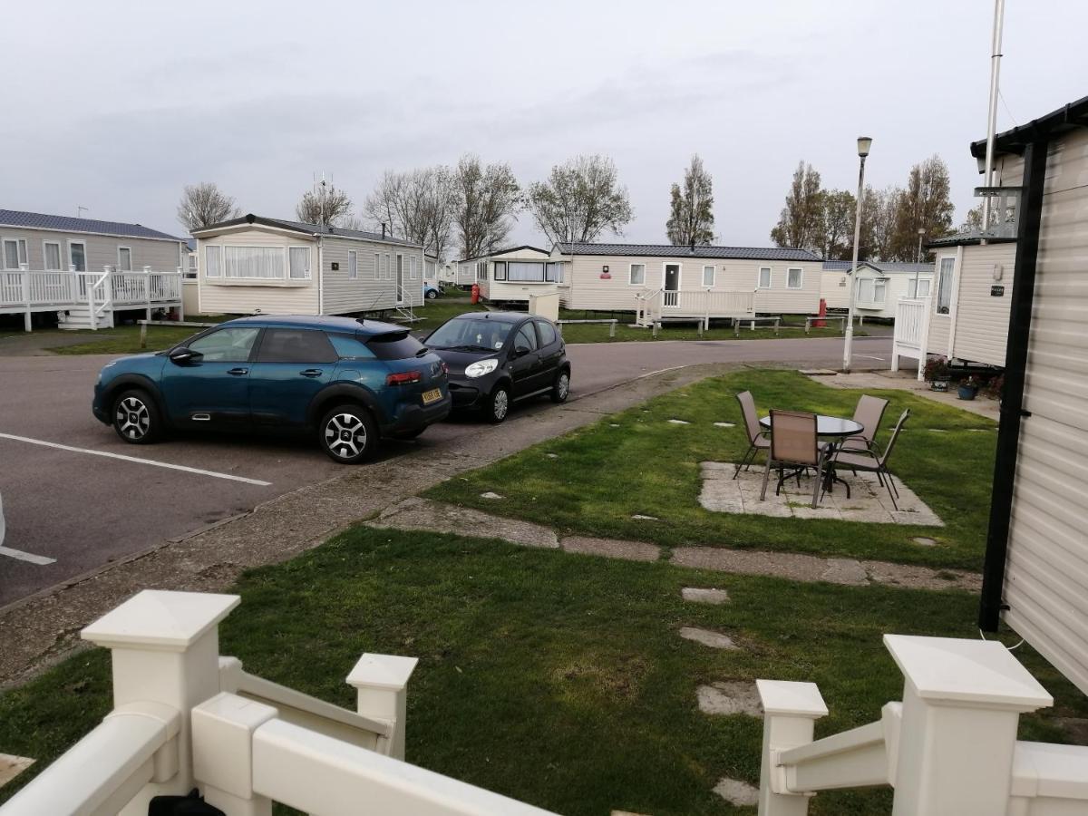 Hotel 617 seawick Jaywick Sands Zewnętrze zdjęcie