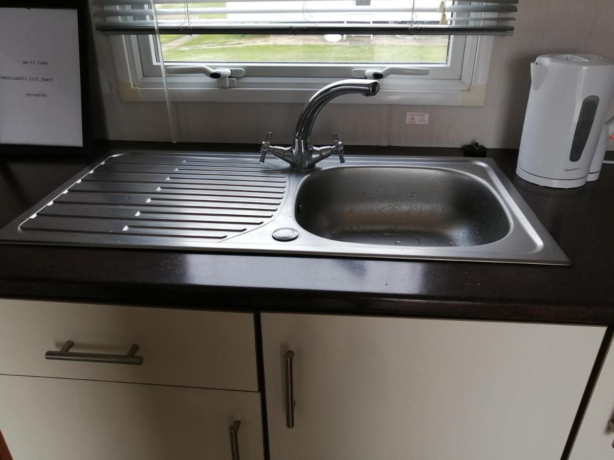 Hotel 617 seawick Jaywick Sands Zewnętrze zdjęcie