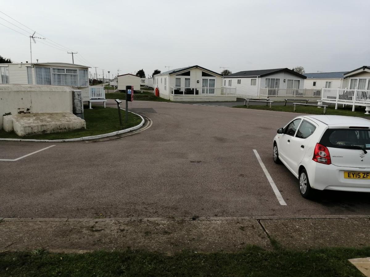 Hotel 617 seawick Jaywick Sands Zewnętrze zdjęcie